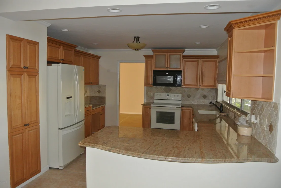 Photo of 400 Rio Lane