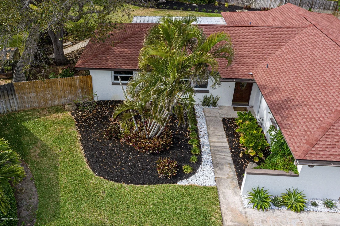 Photo of 541 Biscayne Drive