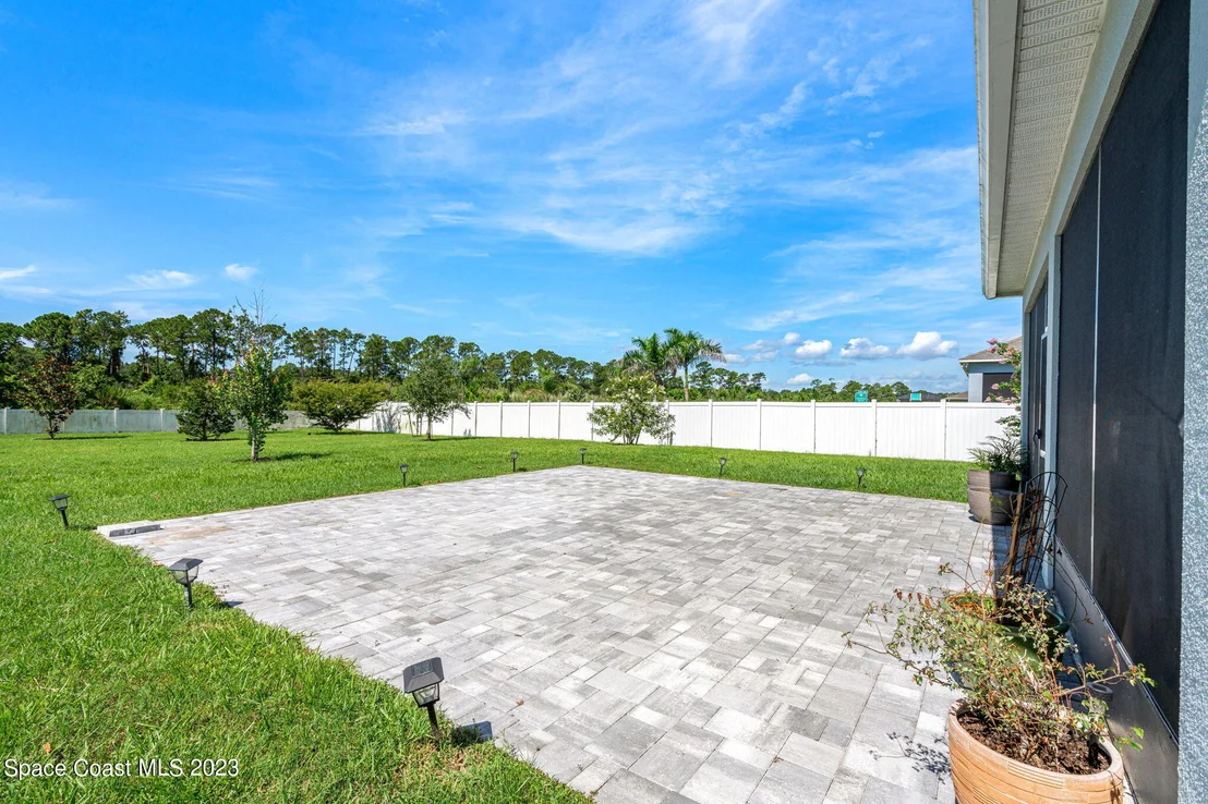 Photo of 3521 Breezy Point Lane