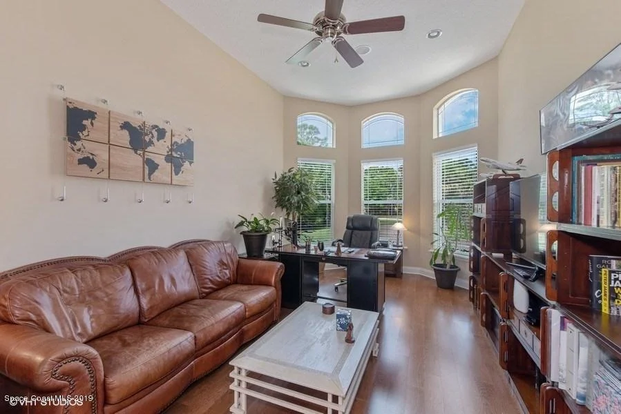 Photo of 2445 Pimlico Lane