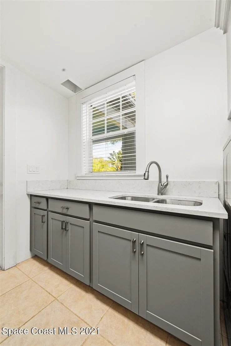 Photo of 515 Rockledge Drive
