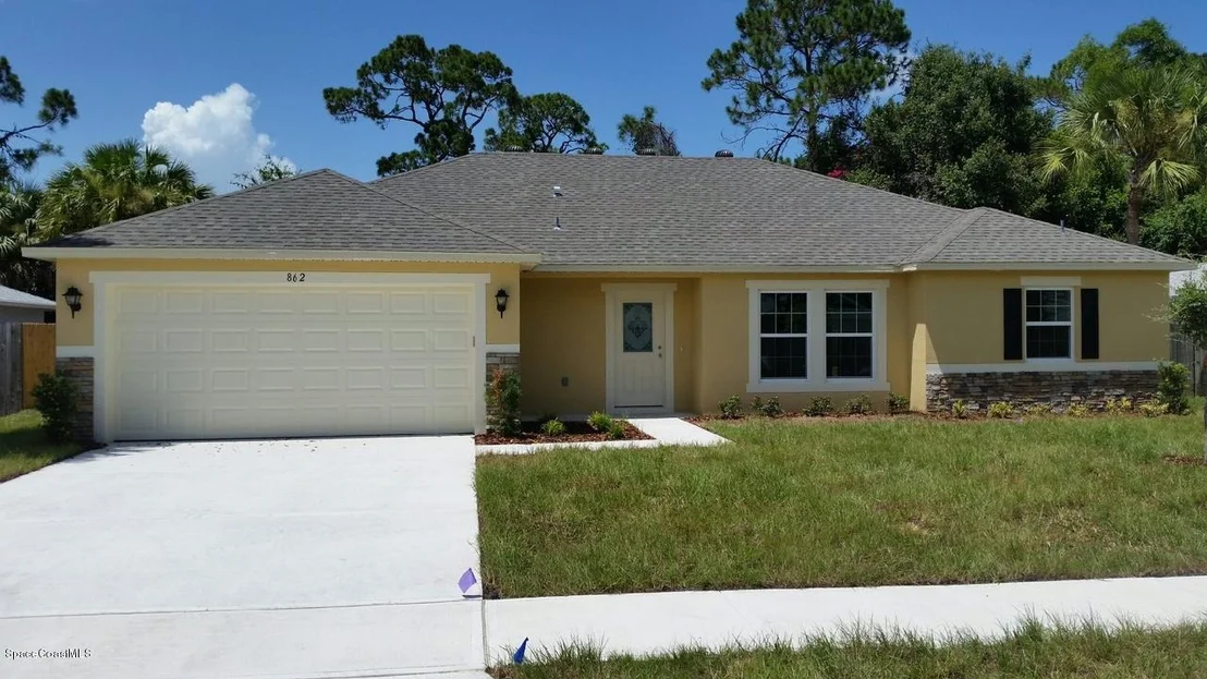 Photo of 862 Brookview Lane