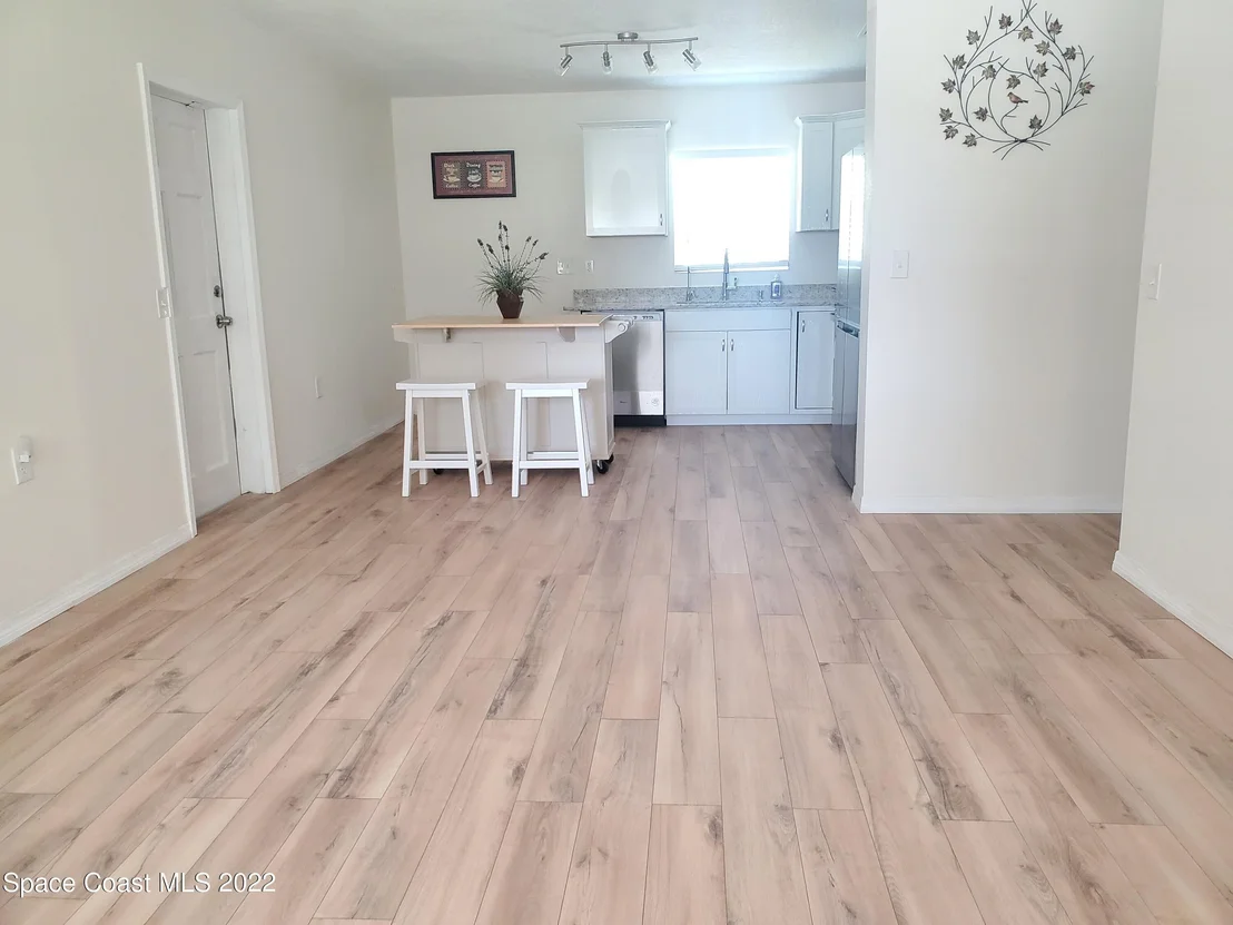 Photo of 1034 Carlton Drive
