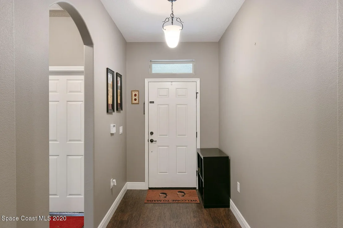 Photo of 2141 Bridgeport Circle