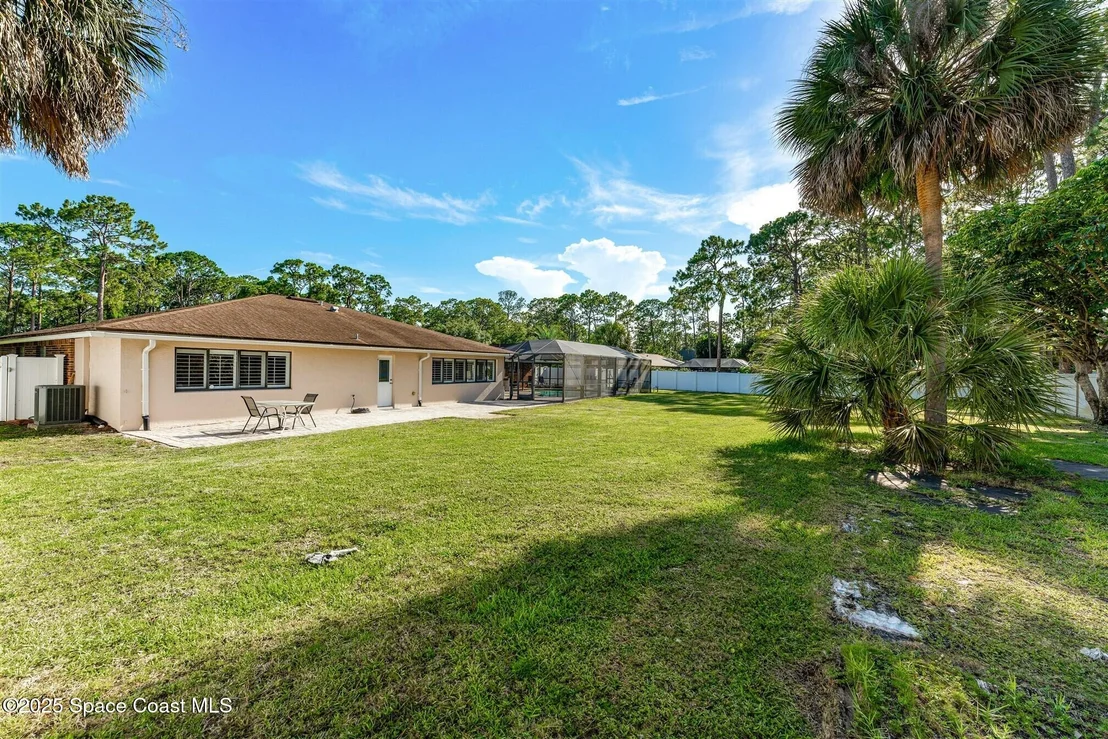 Photo of 8000 Pine Needle Lane