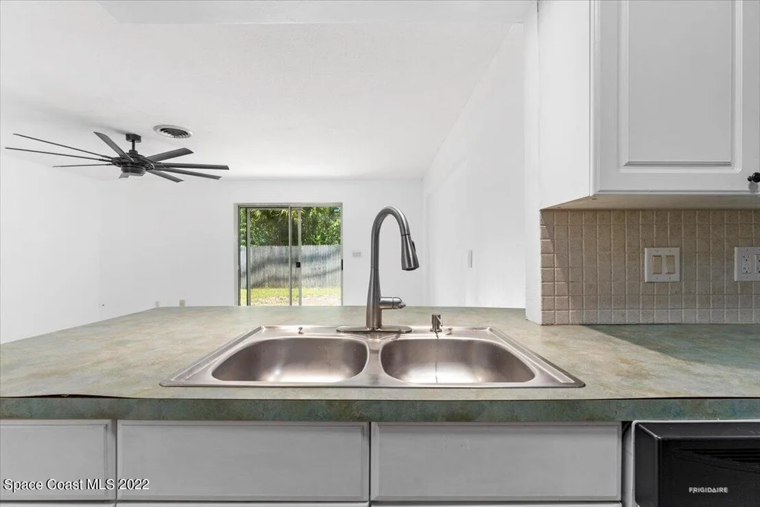 Photo of 2803 Shepard Drive