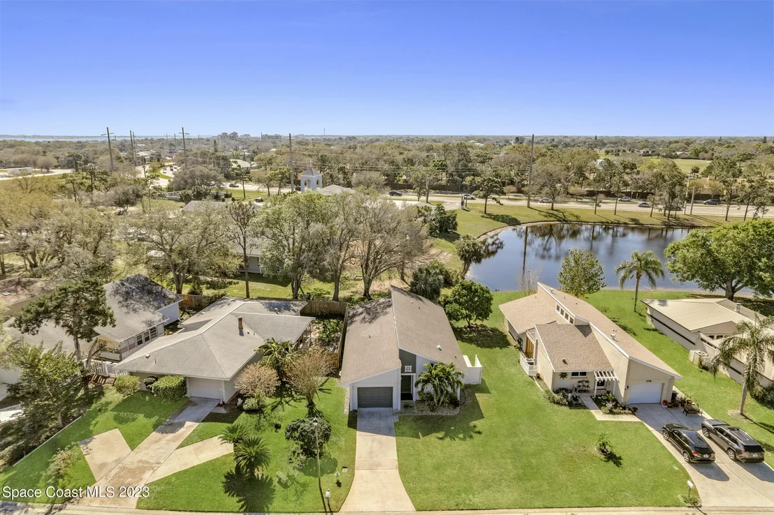 Photo of 365 Mission Oak Drive