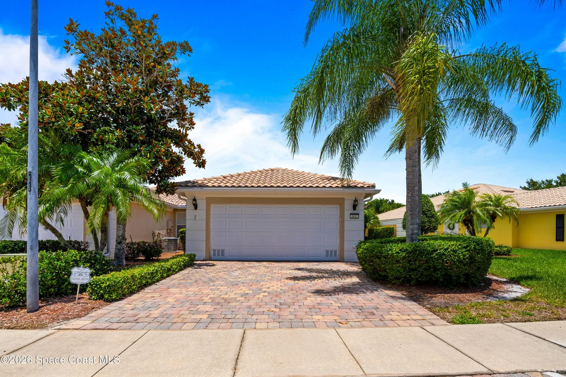 Photo of 3412 Hyperion Way SE
