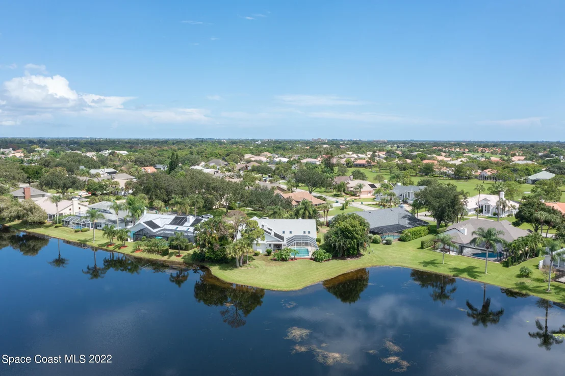 Photo of 686 Rossmoor Circle