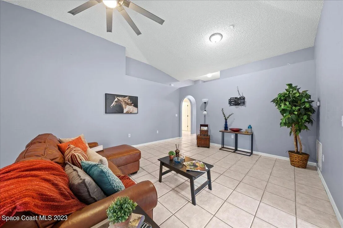 Photo of 1330 Berryhill Drive