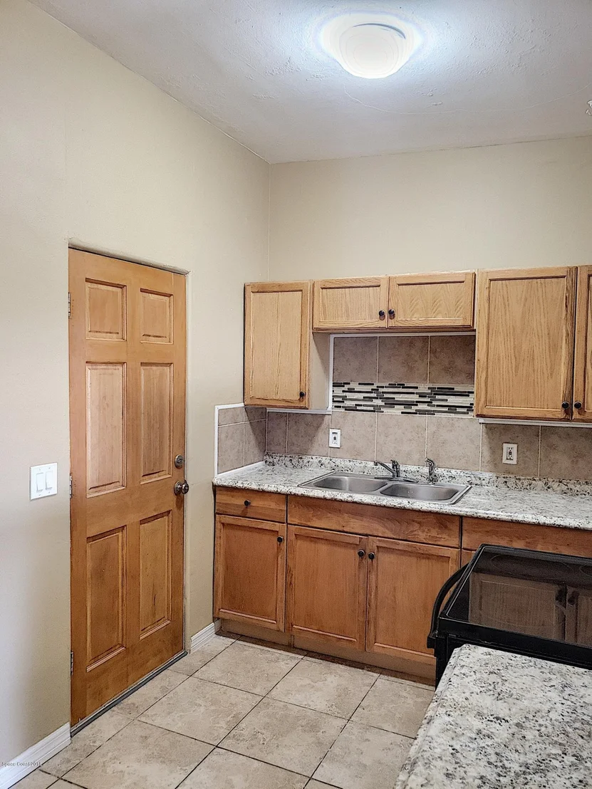 Photo of 1847 Mosswood Drive