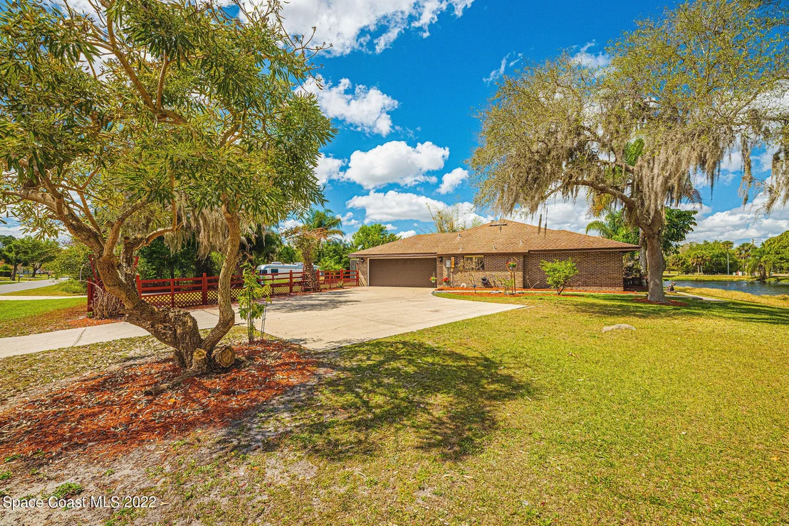 Photo of 8049 Windover Way