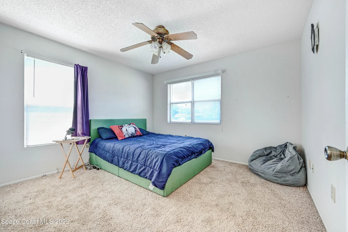 Photo of 4585 Robert Street