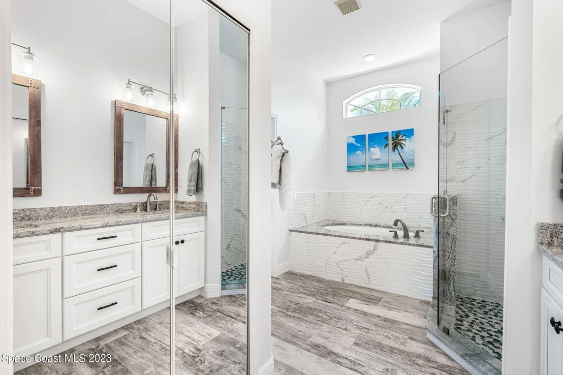 Photo of 212 Ivory Drive