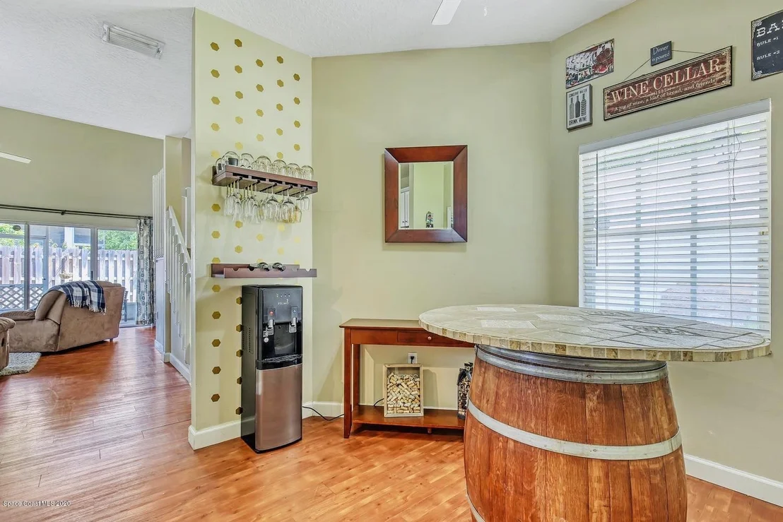 Photo of 2505 Saint Johns Lane