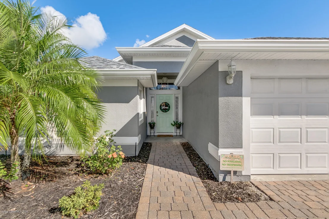 Photo of 2331 Bridgeport Circle