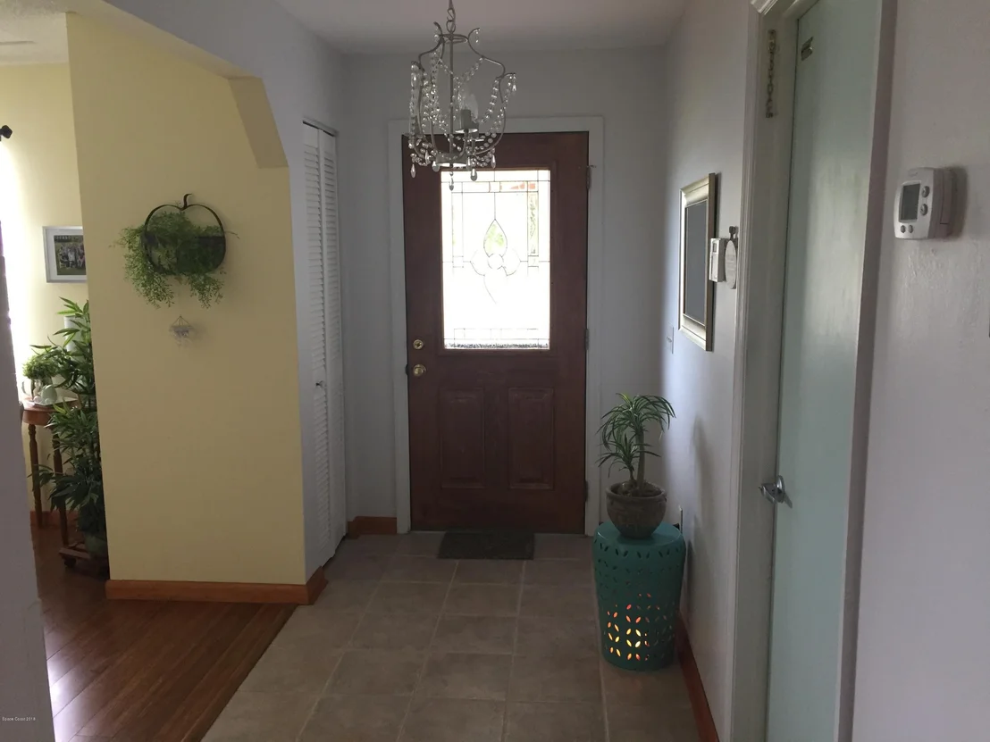 Photo of 2772 Wright Avenue