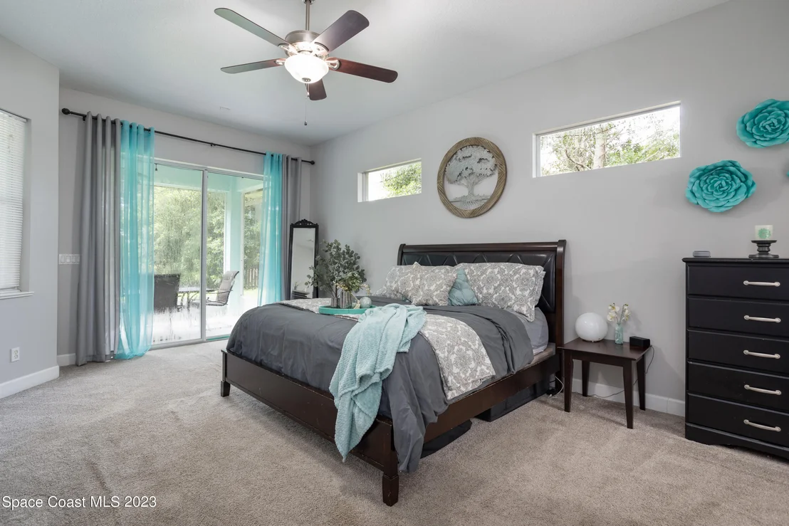 Photo of 1647 Auburn Lakes Drive