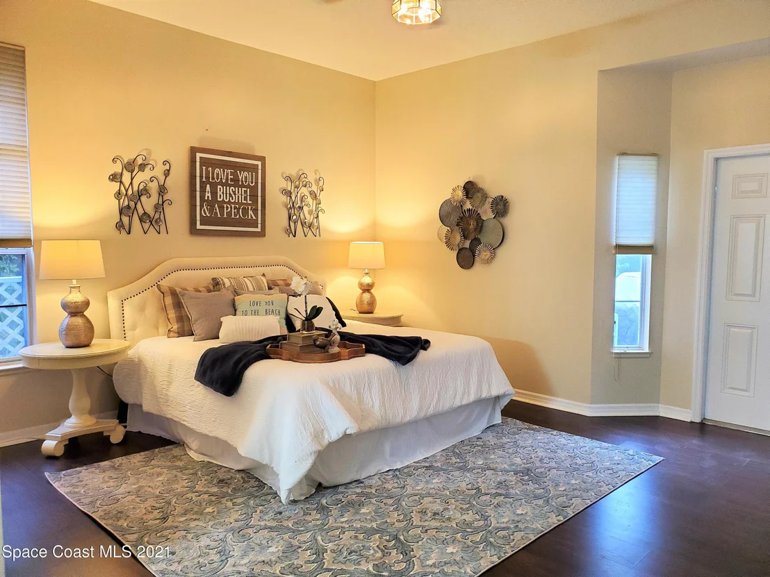 Photo of 4370 Canard Road
