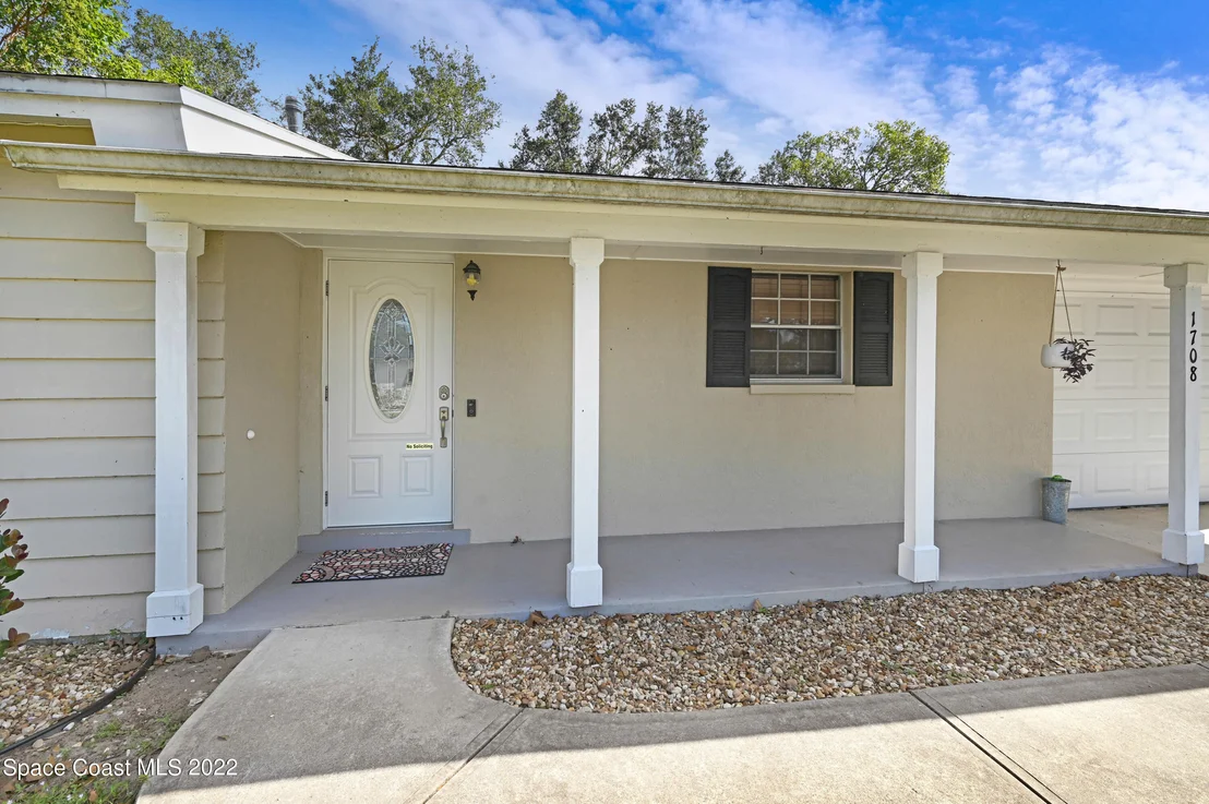 Photo of 1708 Fenway Circle