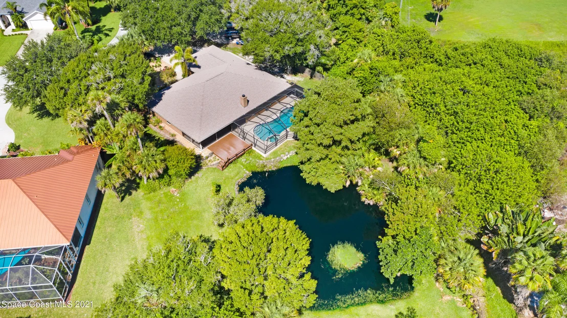 Photo of 255 River Road Circle