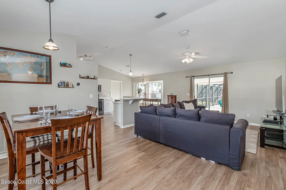 Photo of 4549 Seattle Street
