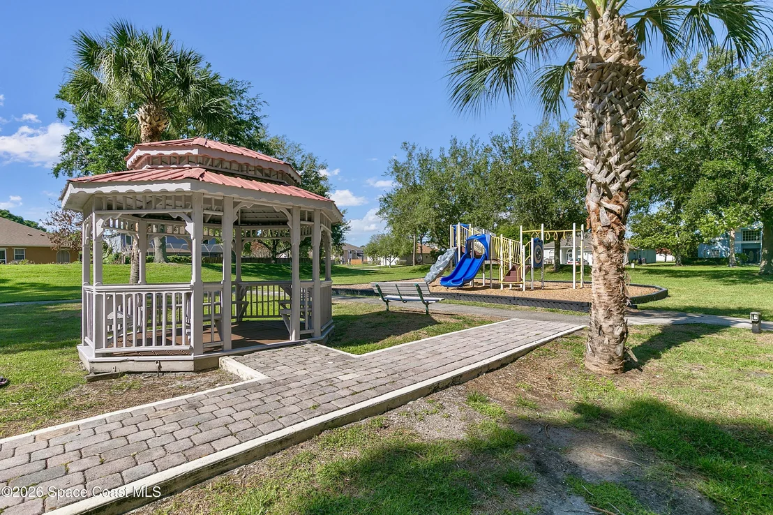 Photo of 470 Stonehenge Circle