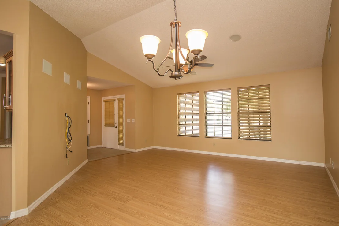 Photo of 2483 NOBILITY Avenue