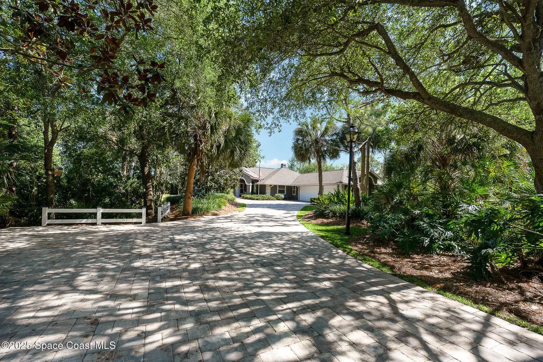Photo of 4163 Mockingbird Drive