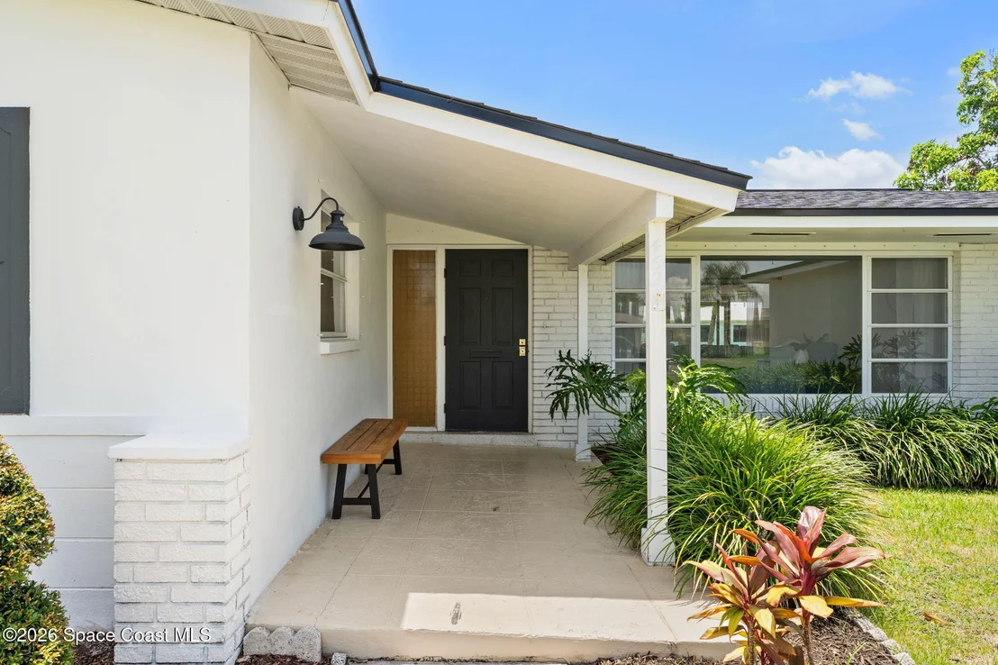 Photo of 462 Sandpiper Drive