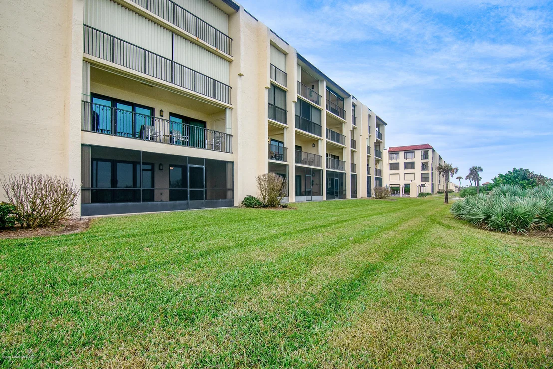 Photo of Unit 111 at 175 Highway A1A