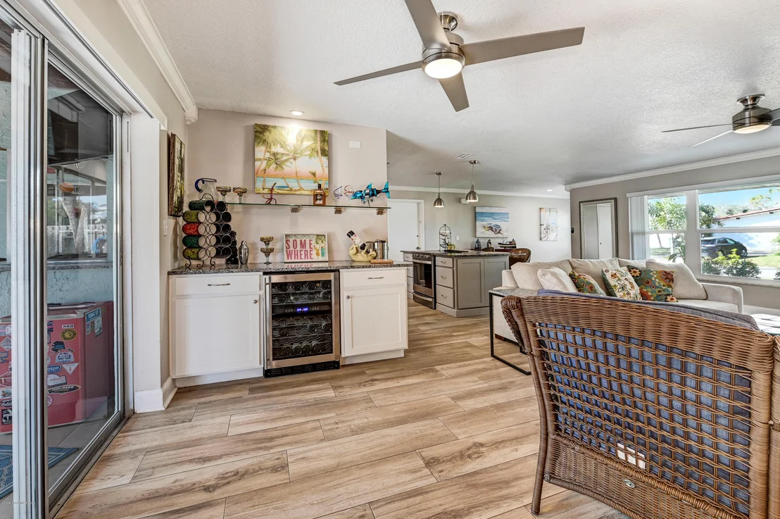 Photo of 205 Rose Drive