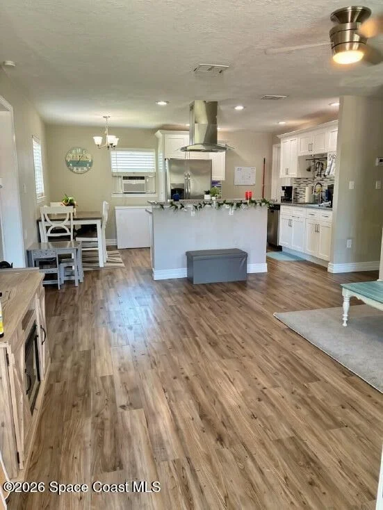 Photo of 2394 Saint Dunston Lane