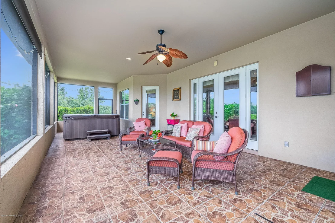 Photo of 4135 Hammock Road