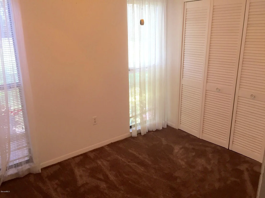 Photo of 413 Willow Tree Drive
