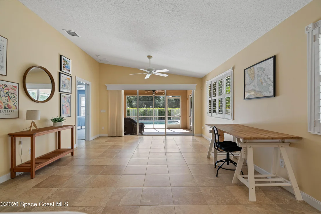 Photo of 3405 Hyperion Way SE