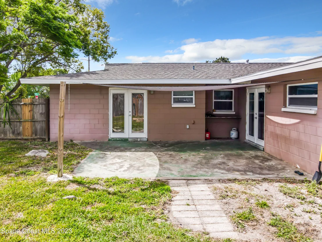 Photo of 2900 Cooper Drive
