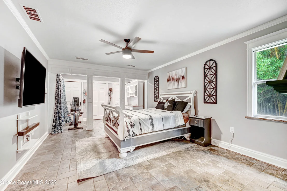 Photo of 3225 Fairview Drive