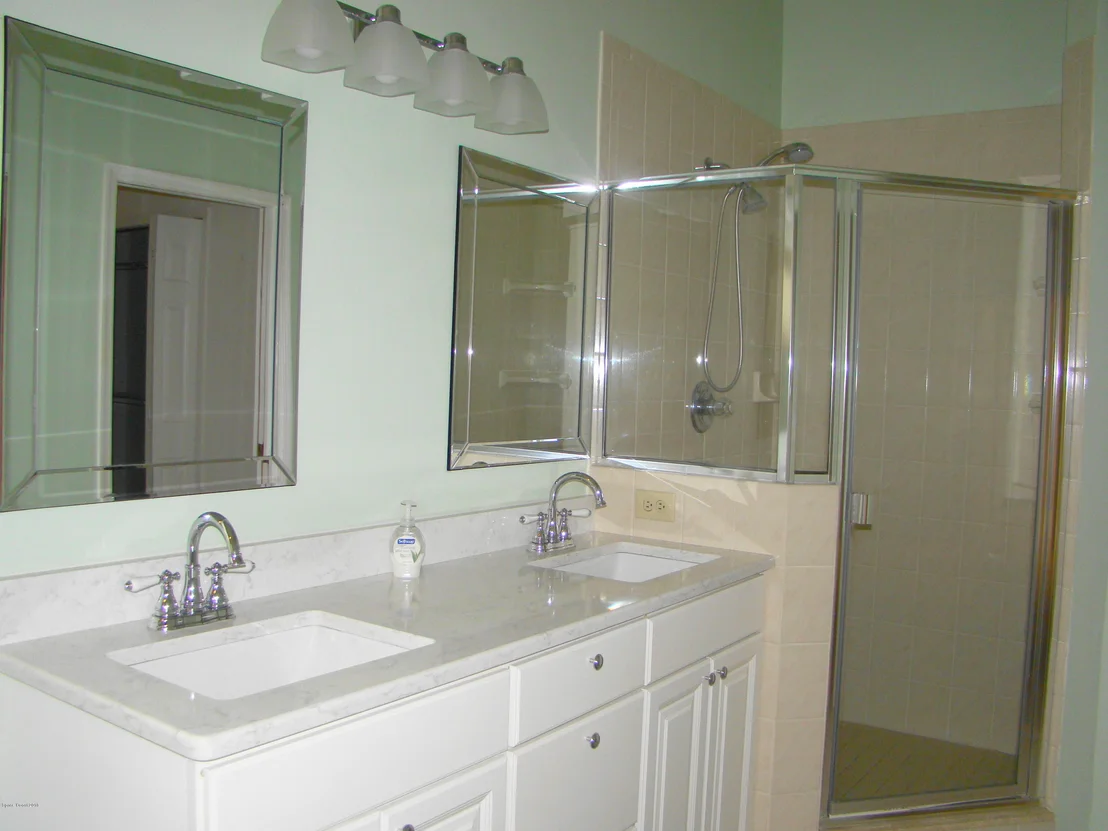 Photo of 997 Osprey Drive