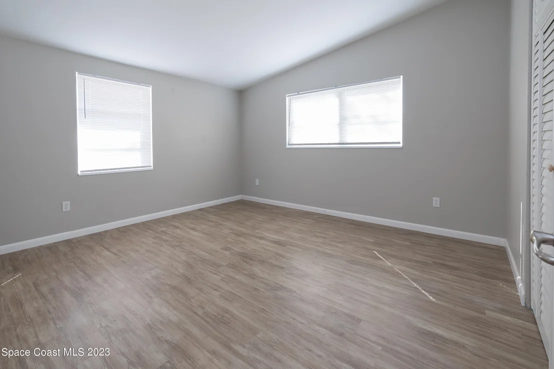 Photo of 955 Vangi Lane NE
