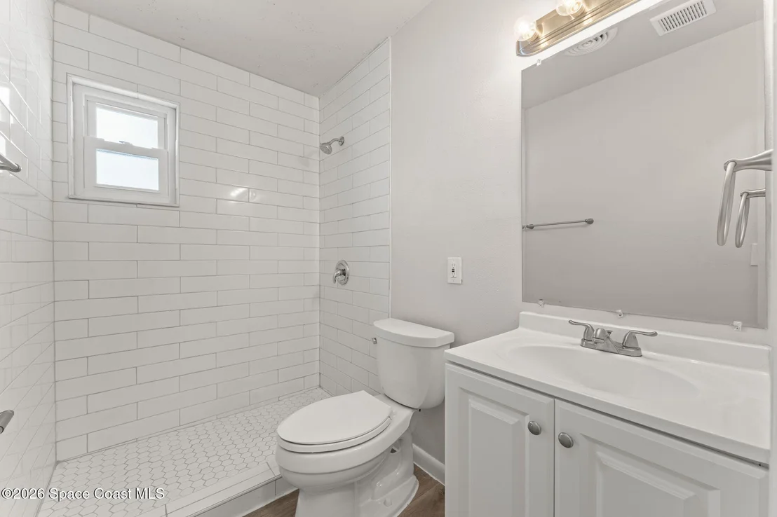 Photo of 676 Ixora Drive