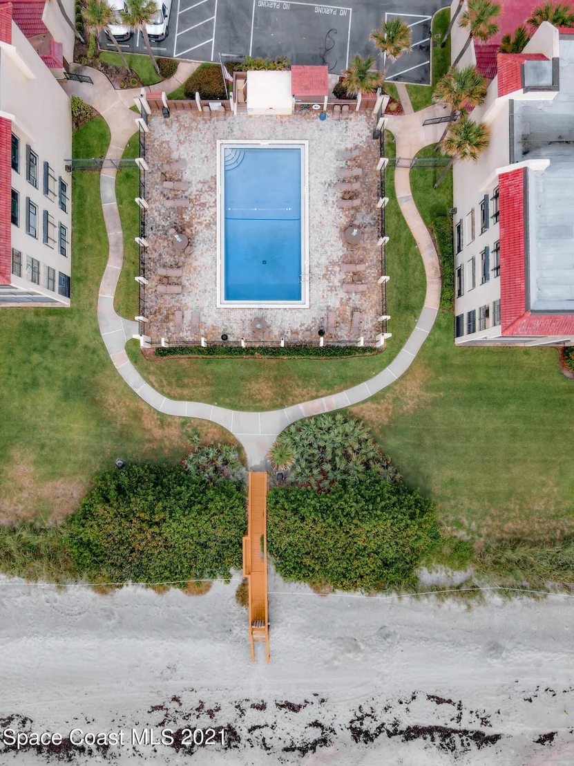 Photo of Unit 412 at 175 Highway A1a
