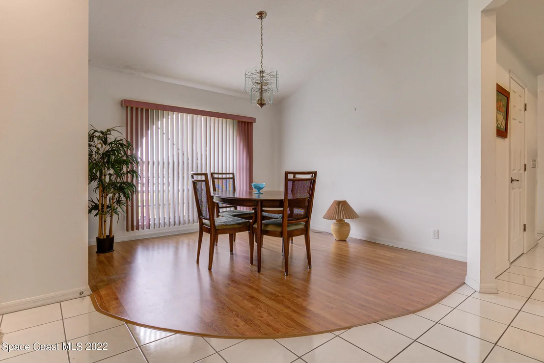 Photo of 1545 Corey Road