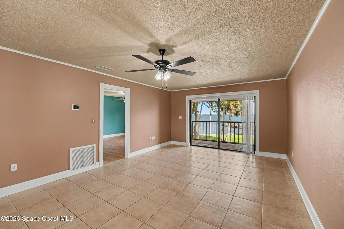 Photo of Unit 209 at 100 Canebreakers Drive