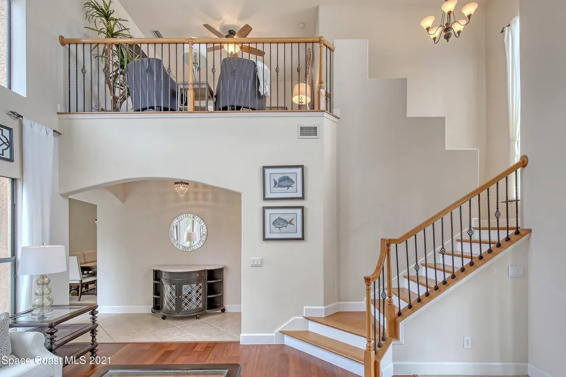 Photo of 1380 Talon Way