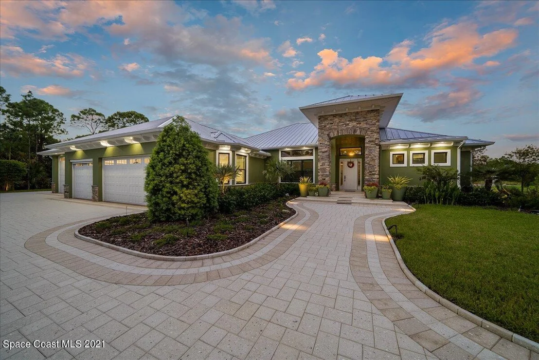 Photo of 2410 Pimlico Lane