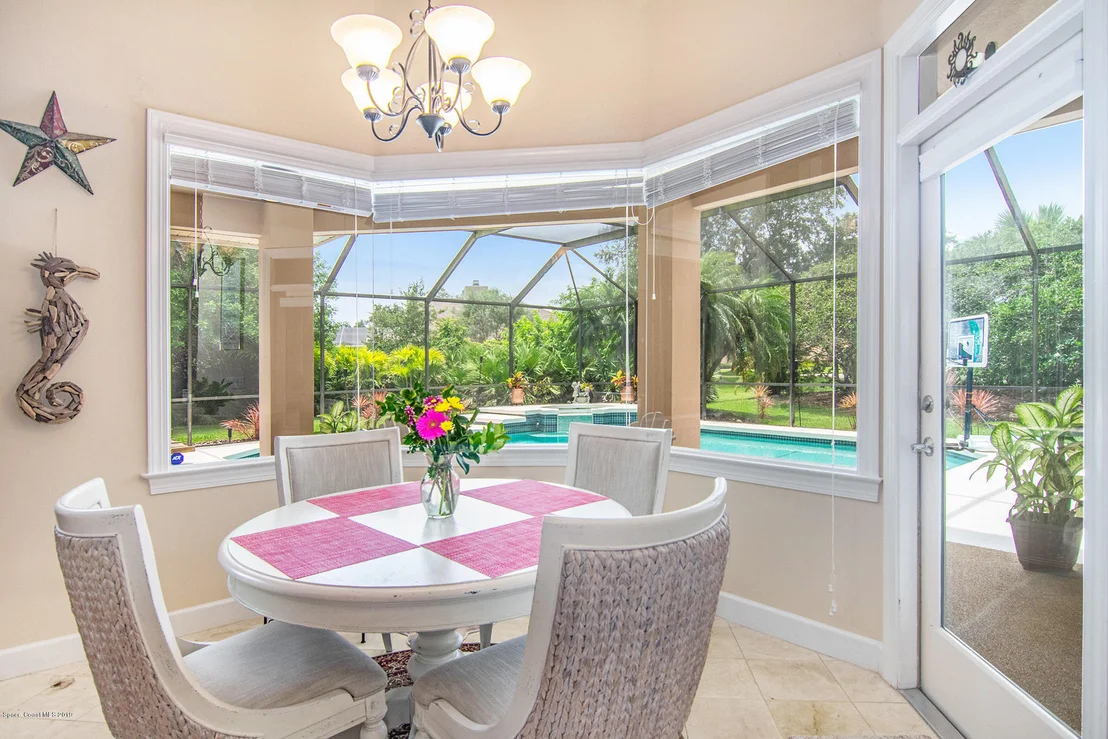 Photo of 717 Oak Park Drive