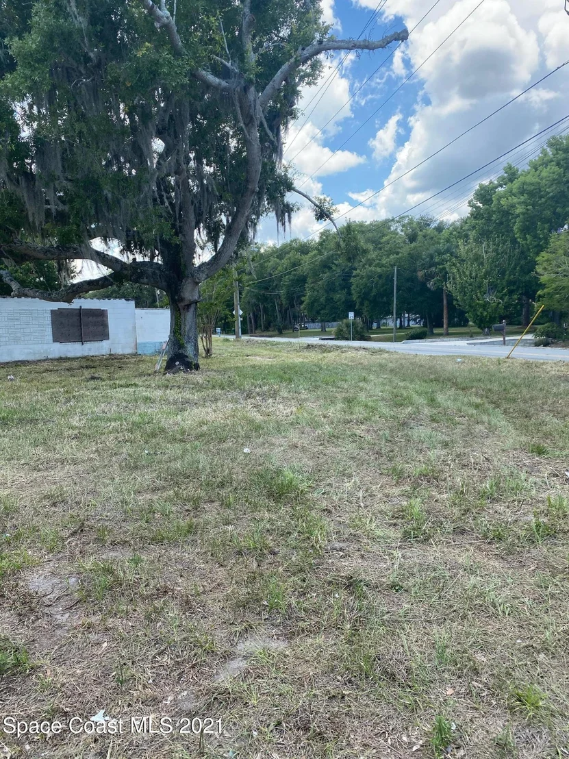 Photo of 2040 Old Dixie Highway