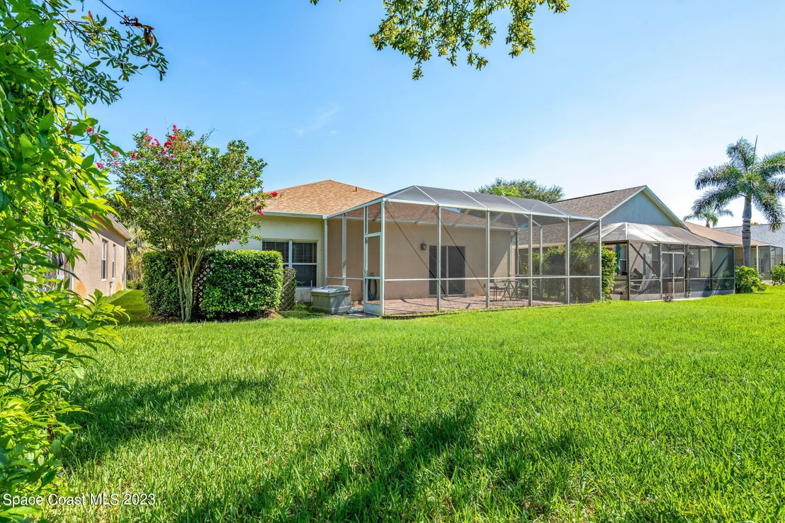 Photo of 5022 Outlook Drive