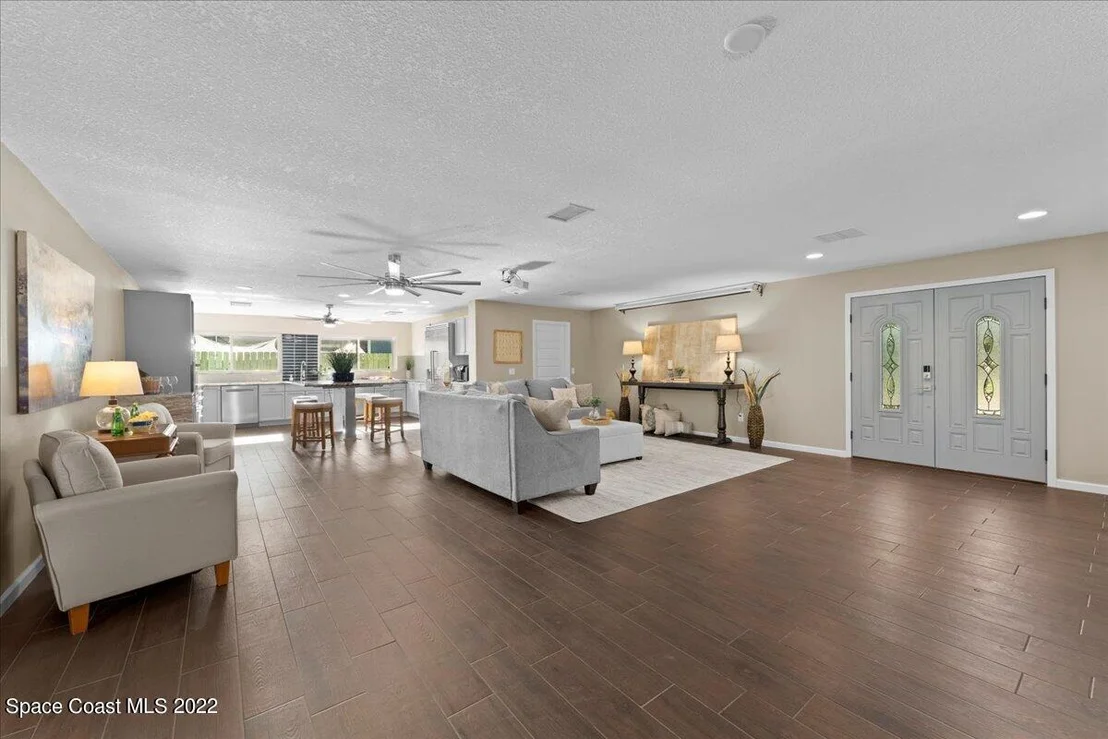 Photo of 239 Sand Pine Road